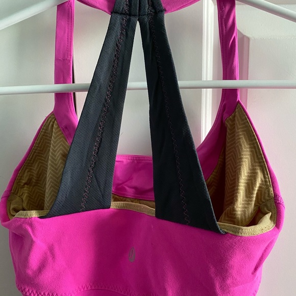 Lululemon hot pink and grey tank - Picture 4 of 5